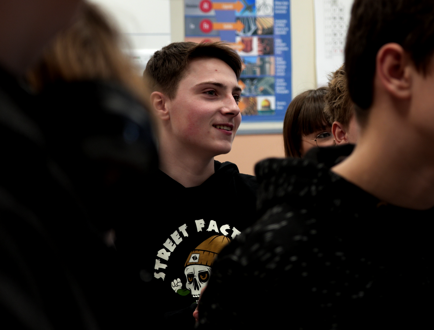 Image extraite du documentaire Par rôles au collège