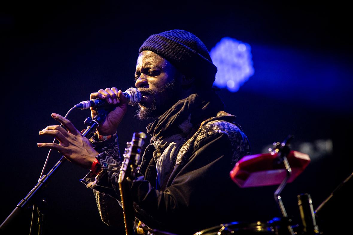 Aux heures d'IWA - Vivre le monde (Afrique)