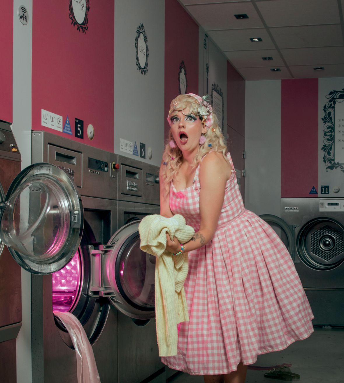 Photo d'une drag queen du collectif brestois Glory All 