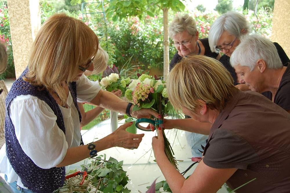 Atelier de confection de bouquets en vase - La Recyclerie Un Peu d'R